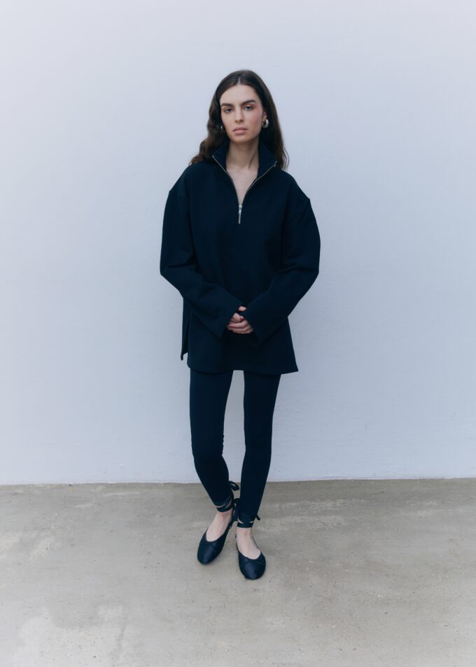 Ivonna Sweatshirt Black