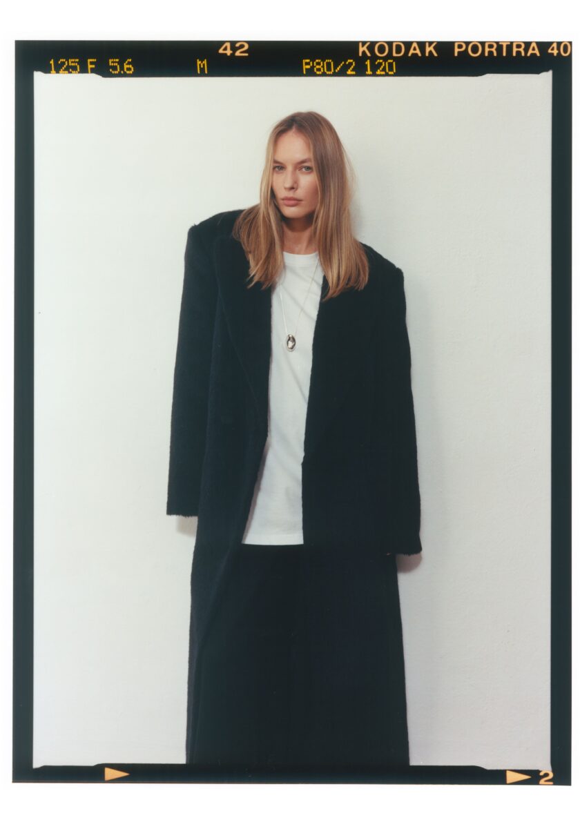 Ruben Black Alpaca Coat - obrazek 9