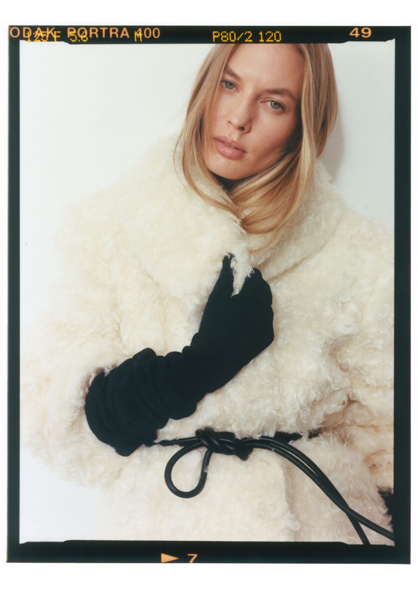Stephanie Mohair Fur Coat - obrazek 7