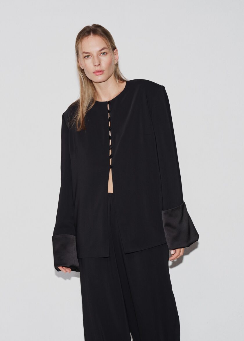 Rhea Black Soft-Tailored Blazer - obrazek 2