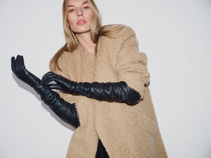 Arke Camel Fur Coat - Image 6