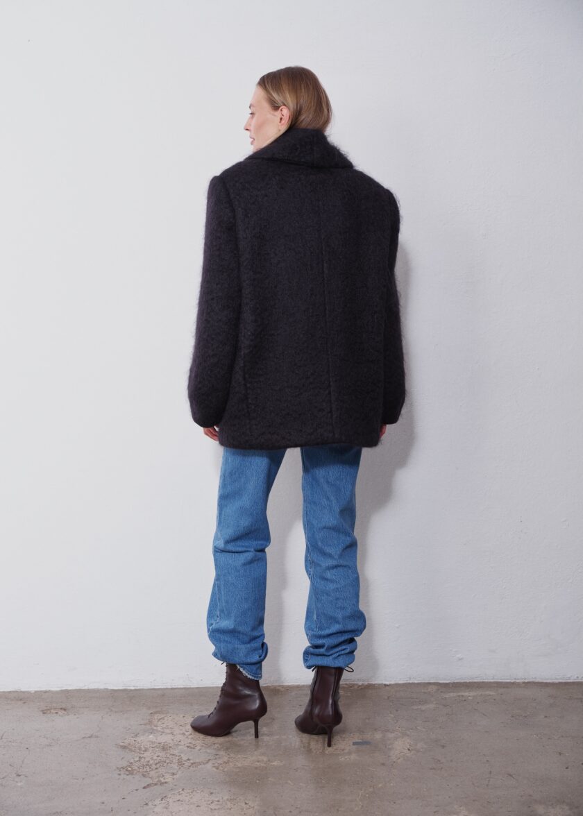Lea Mohair Black Coat - obrazek 4